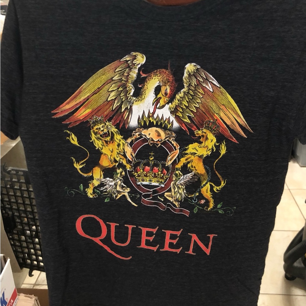 Queen Black Graphic Tee